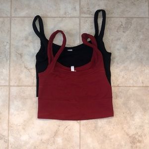 2 cropped tank tops